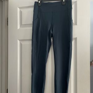 Size 8 lululemon leggings.